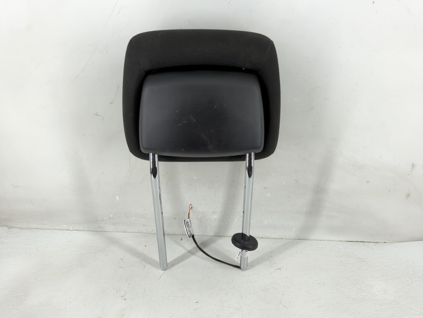 2019 Dodge Durango Headrest Head Rest Rear Seat Fits Fits 2000 2001 OEM Used Auto Parts - Oemusedautoparts1.com