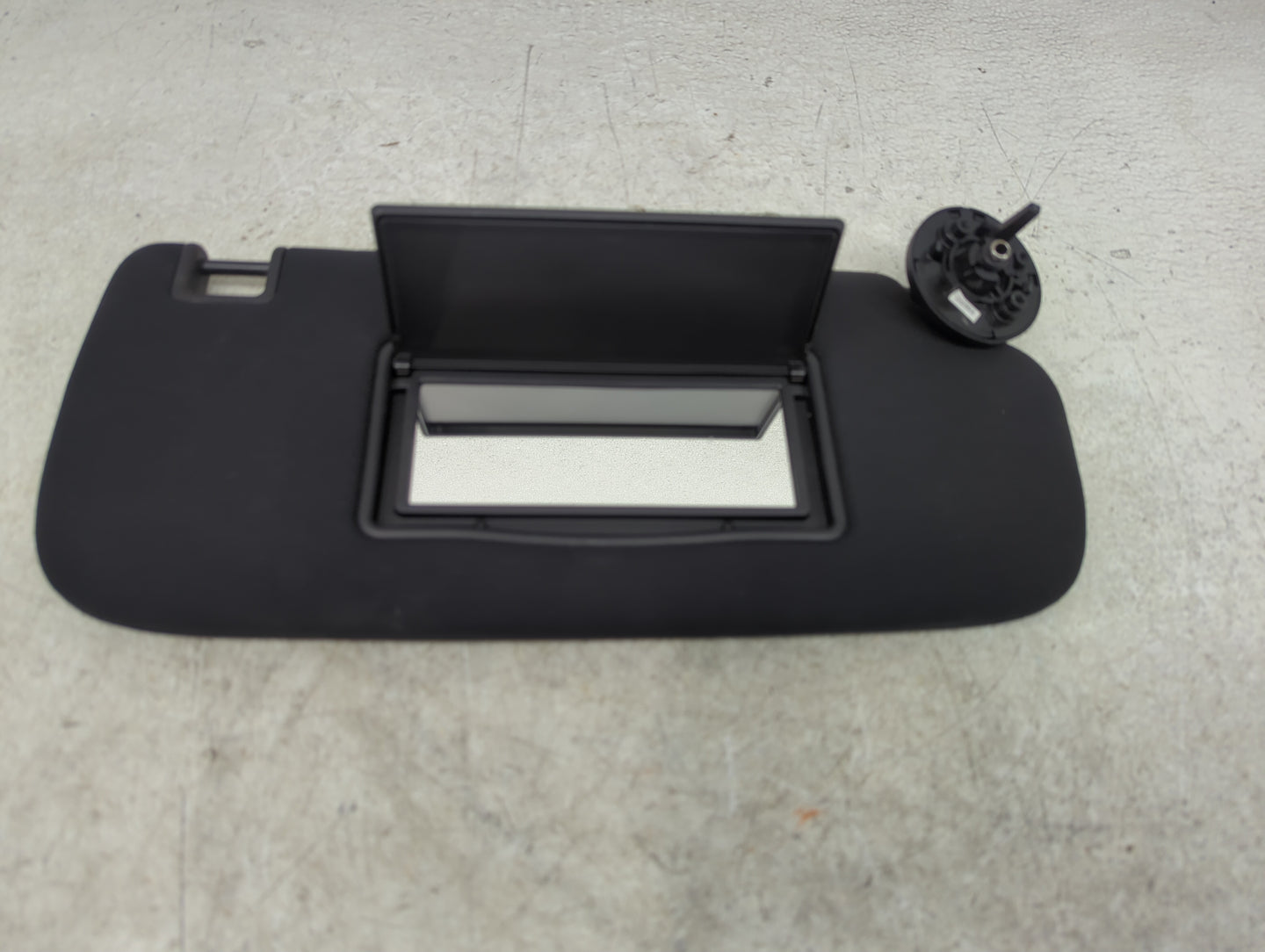 2011-2022 Dodge Durango Sun Visor Shade Replacement Passenger Right Mirror Fits OEM Used Auto Parts - Oemusedautoparts1.com
