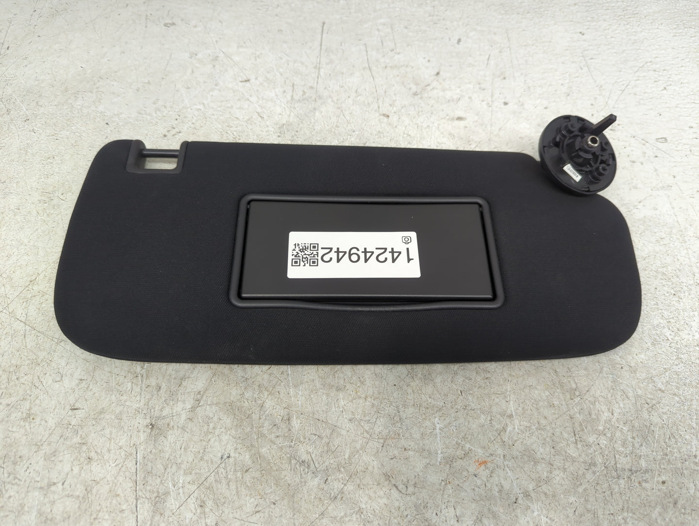 2011-2022 Dodge Durango Sun Visor Shade Replacement Passenger Right Mirror Fits OEM Used Auto Parts - Oemusedautoparts1.com
