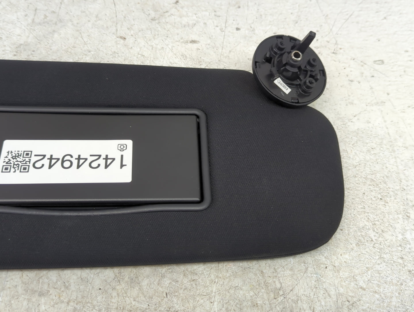 2011-2022 Dodge Durango Sun Visor Shade Replacement Passenger Right Mirror Fits OEM Used Auto Parts - Oemusedautoparts1.com