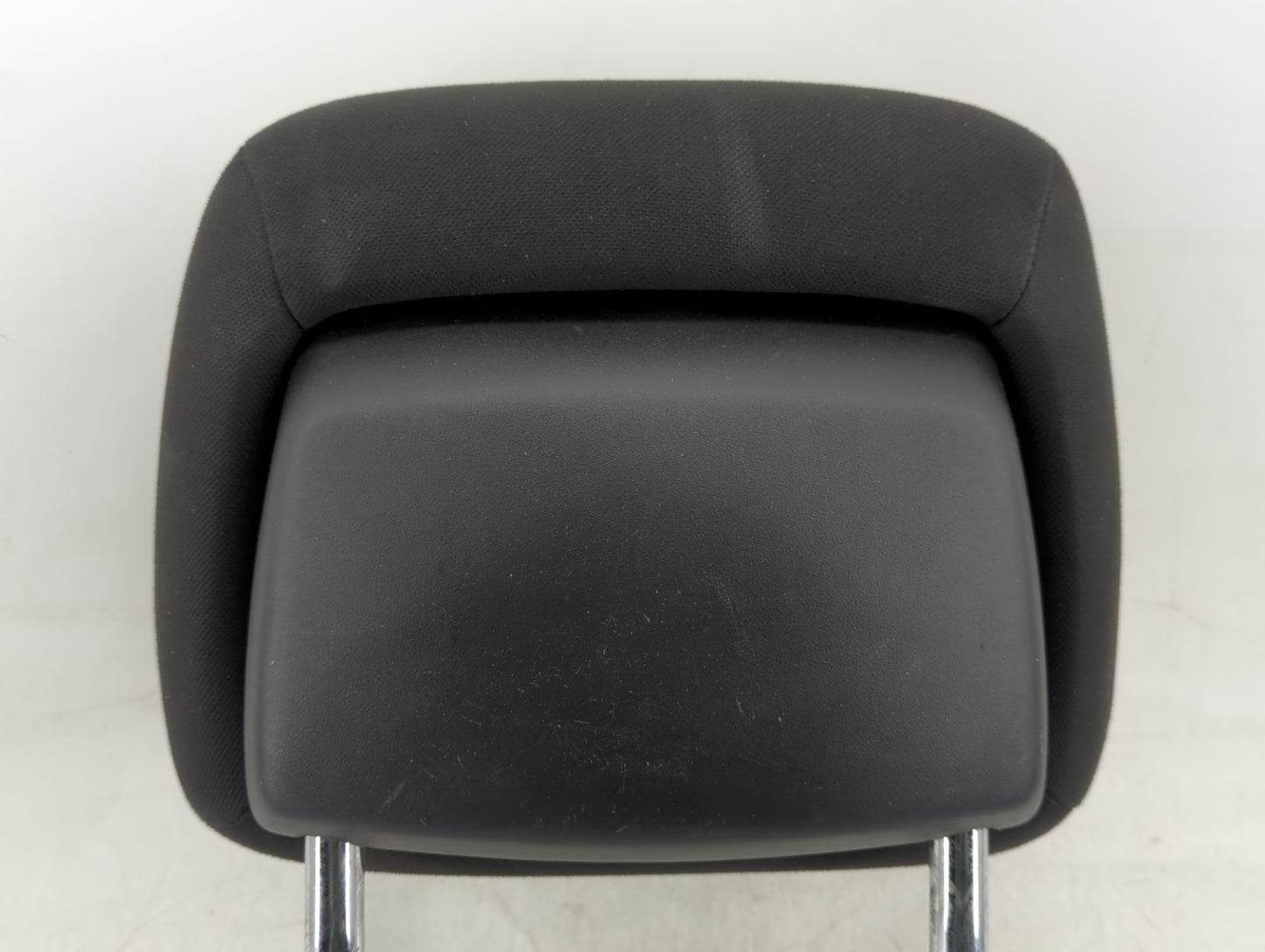 2019 Dodge Durango Headrest Head Rest Front Driver Seat Black - Oemusedautoparts1.com