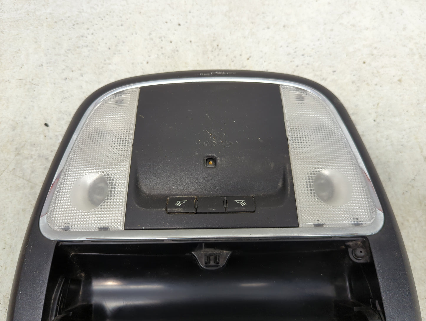 2011-2020 Dodge Durango Overhead Roof Console 1429975 - Oemusedautoparts1.com