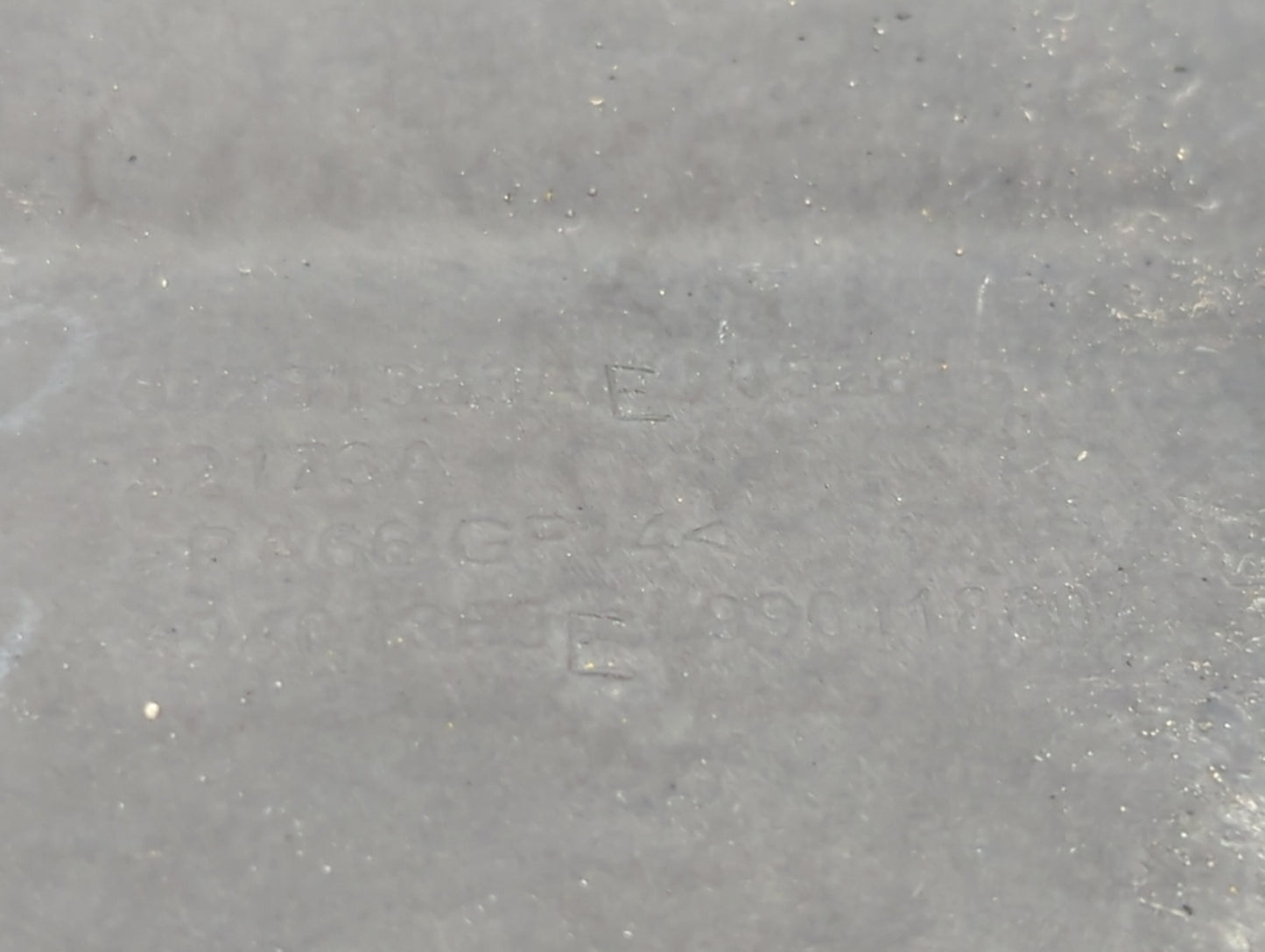 2019 Dodge Durango Engine Cover 1430131 - Oemusedautoparts1.com