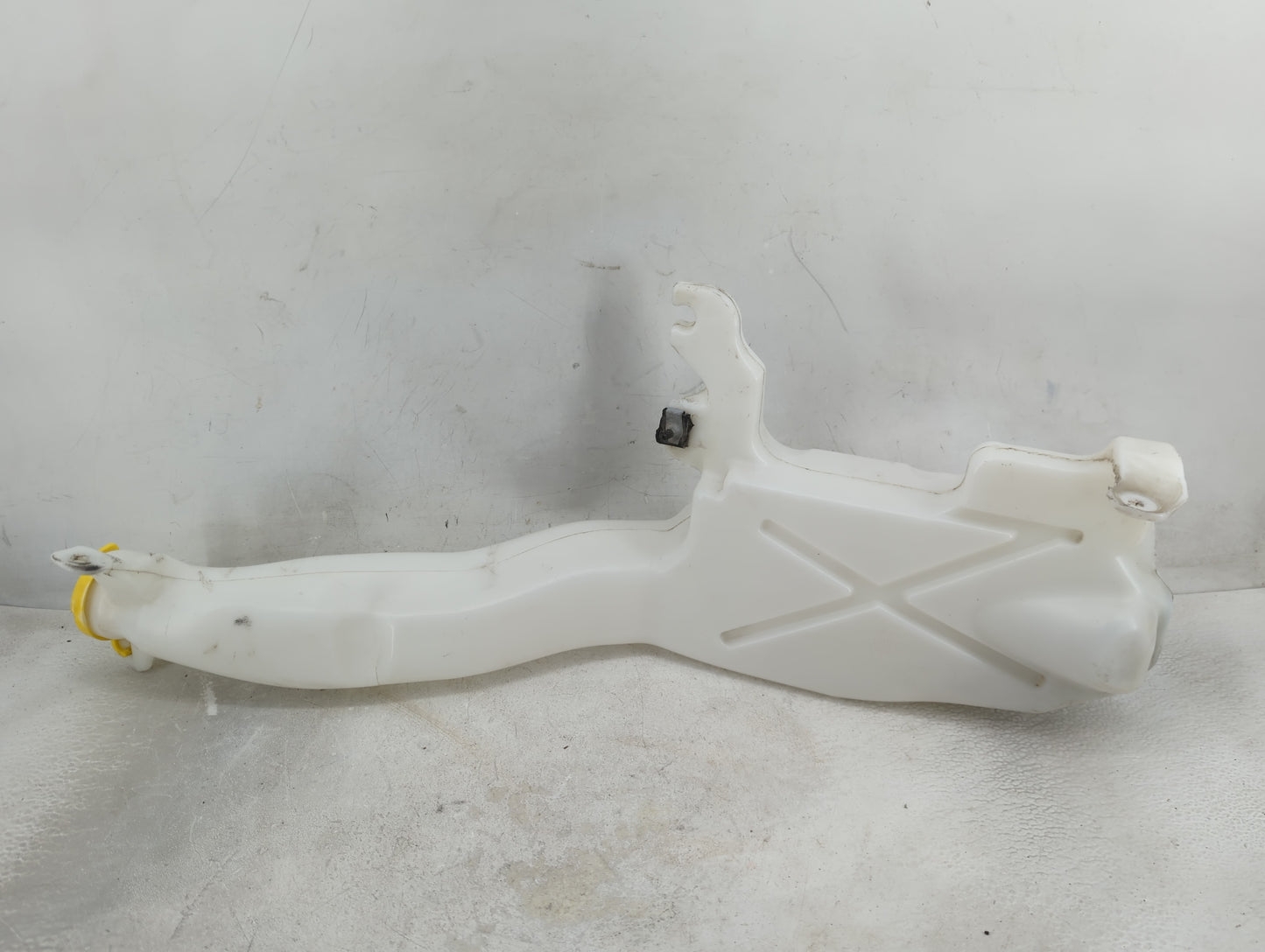 2011-2022 Dodge Durango Windshield Washer Fluid Reservoir Bottle Oem - Oemusedautoparts1.com