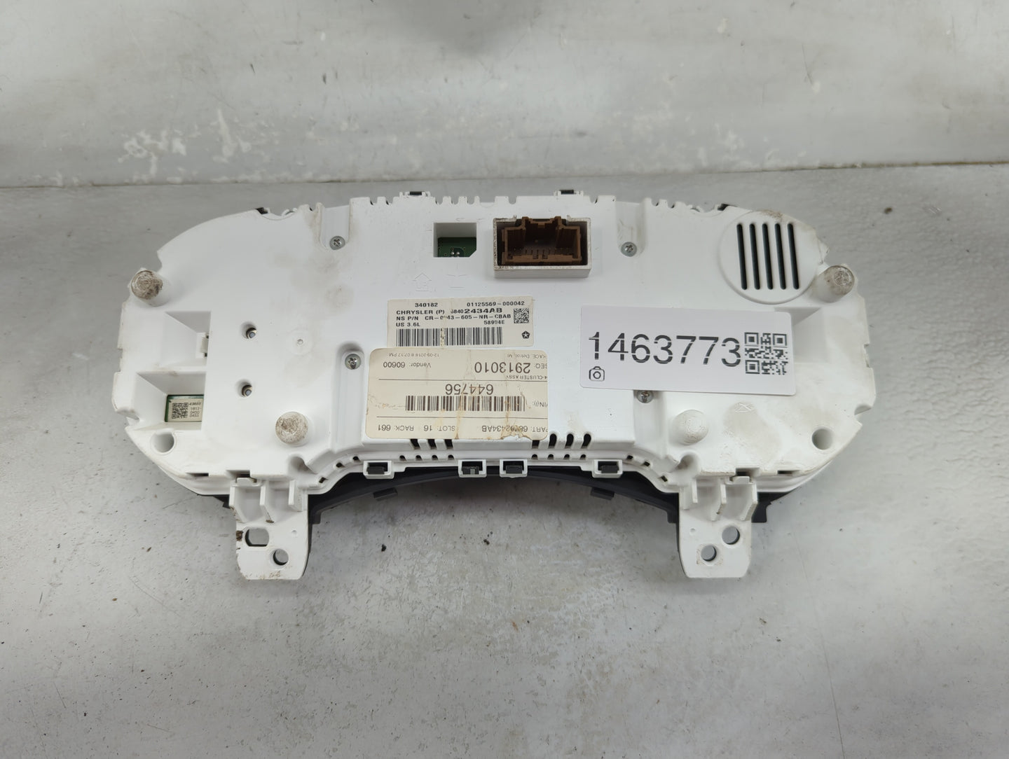 2019 Dodge Durango Instrument Cluster Speedometer Gauges P/N:68402434AB CR-0043-605-NR-CBAB Miles:146K Fits OEM Used Auto Pa