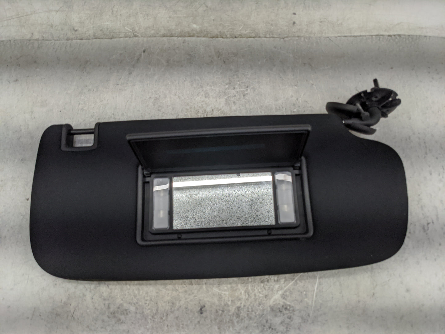 2011-2022 Dodge Durango Sun Visor Shade Replacement Passenger Right Mirror Fits OEM Used Auto Parts - Oemusedautoparts1.com