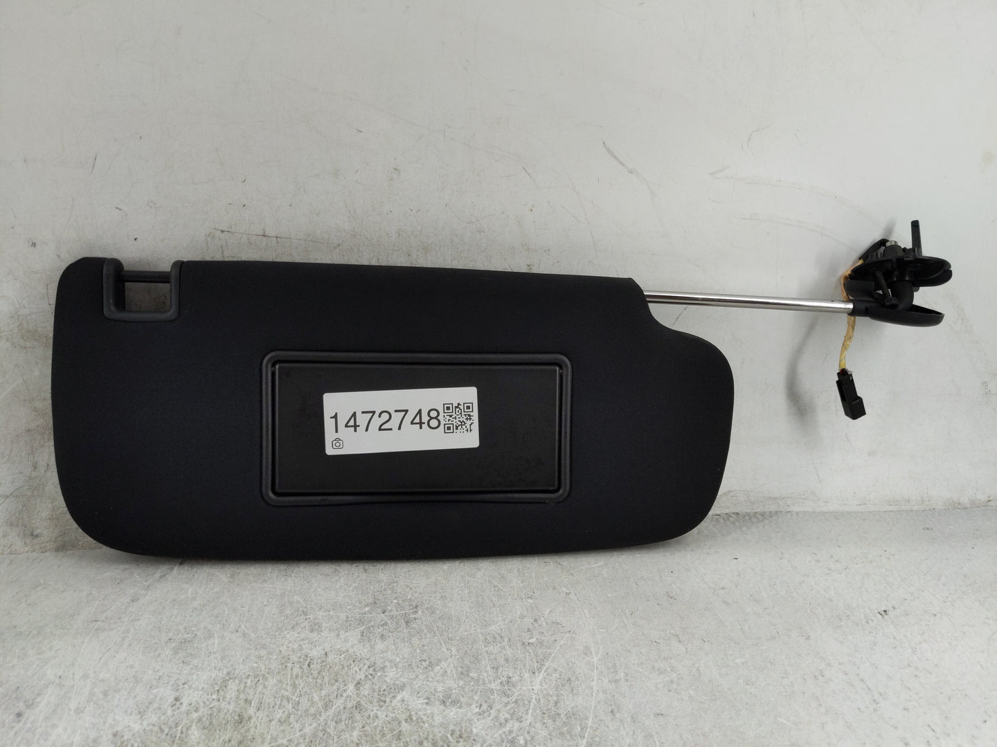 2011-2022 Dodge Durango Sun Visor Shade Replacement Passenger Right Mirror Fits OEM Used Auto Parts - Oemusedautoparts1.com
