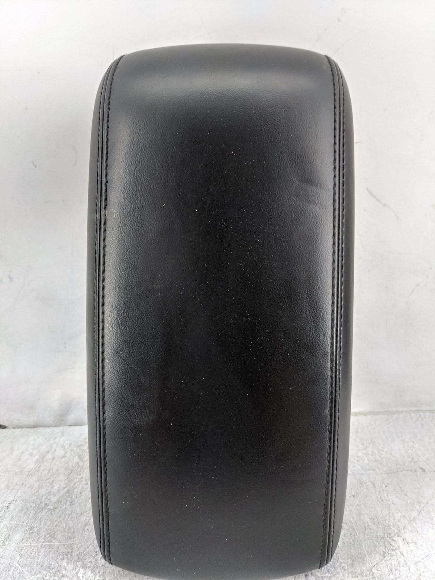 2014-2022 Dodge Durango Center Console Armrest Cover Lid P/N:X85020100BL Fits Fits 2014 2015 2016 2017 2018 2019 2020 2021 2