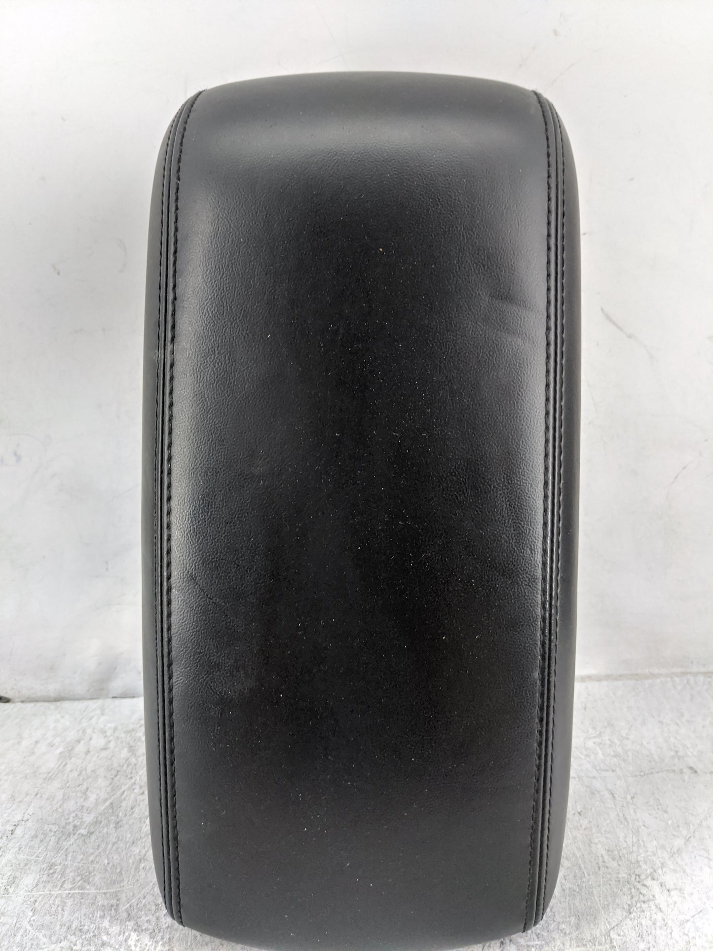 2014-2022 Dodge Durango Center Console Armrest Cover Lid P/N:X85020100BL Fits Fits 2014 2015 2016 2017 2018 2019 2020 2021 2