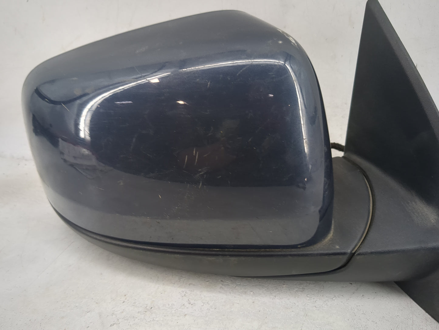 2011-2021 Dodge Durango Passenger Side View Mirror - Right Door Mirror OEM Used - Oemusedautoparts1.com