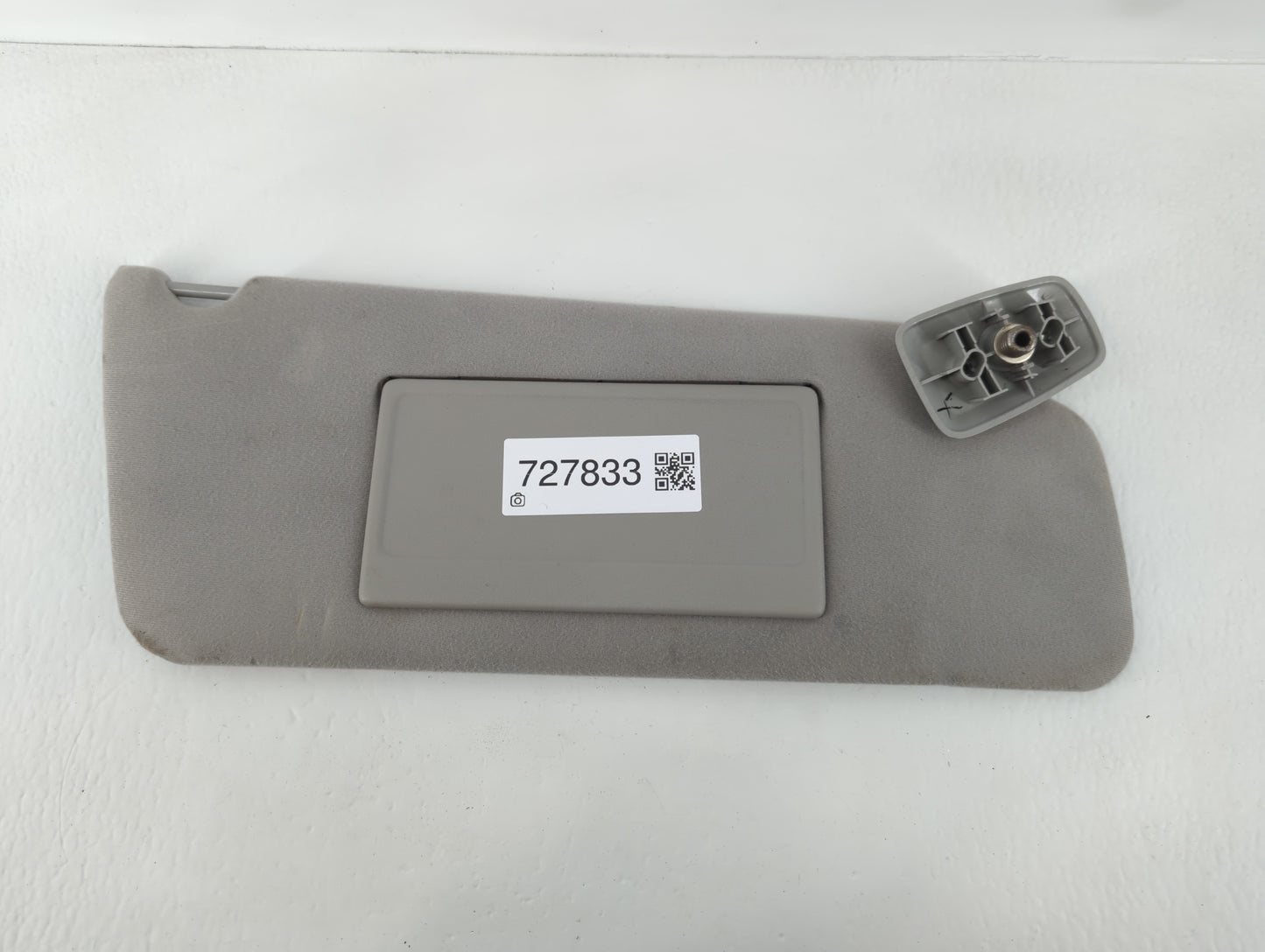 2011-2022 Dodge Durango Sun Visor Shade Replacement Passenger Right Mirror Fits OEM Used Auto Parts - Oemusedautoparts1.com