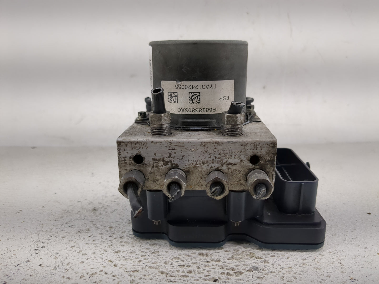 2015-2020 Dodge Grand Caravan ABS Pump Control Module Replacement P/N:P68183803AC Fits Fits 2015 2016 2017 2018 2019 2020 OE