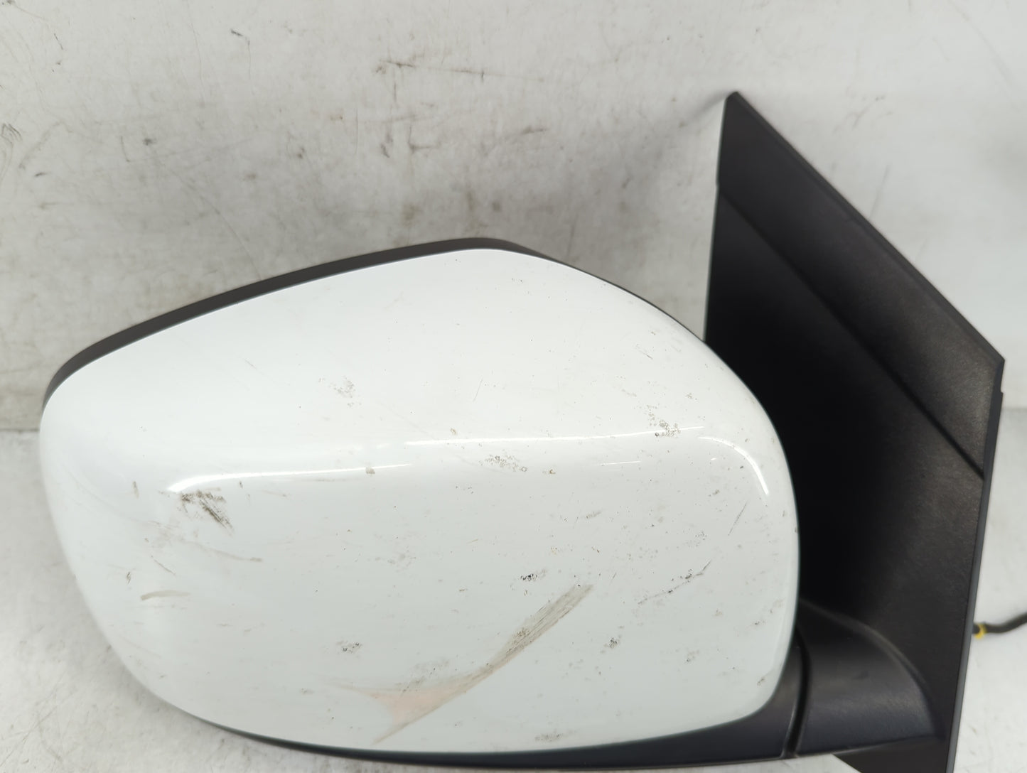 2011-2020 Dodge Grand Caravan Passenger Side View Mirror - Right Door Mirror OEM Used - Oemusedautoparts1.com