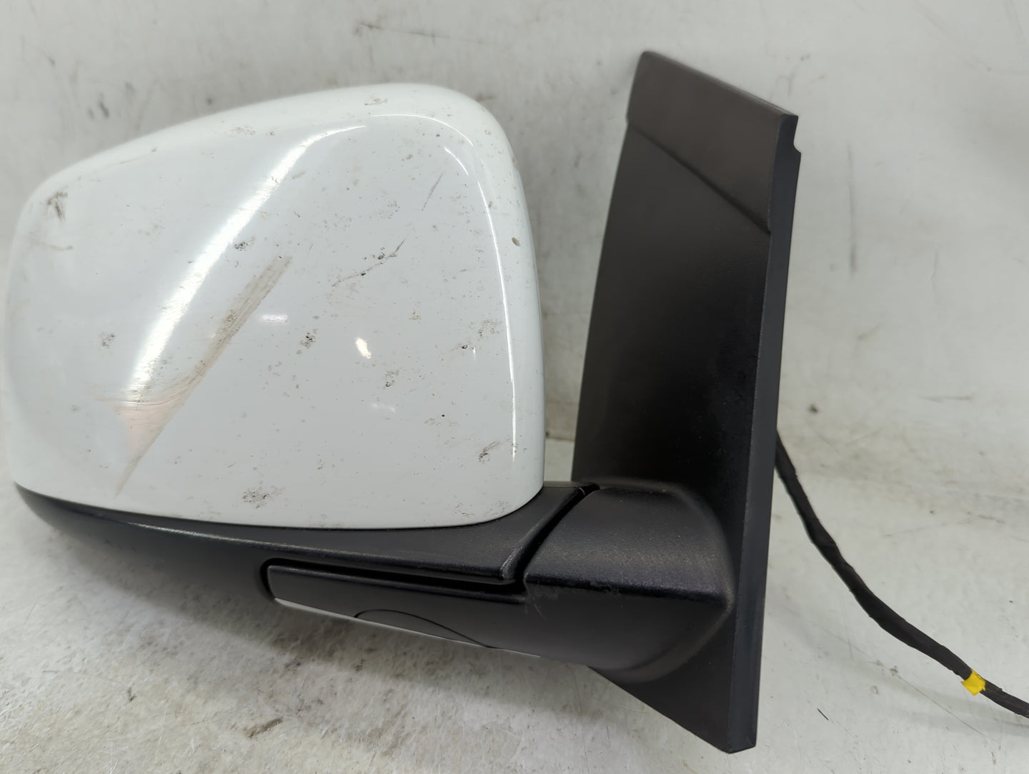 2011-2020 Dodge Grand Caravan Passenger Side View Mirror - Right Door Mirror OEM Used - Oemusedautoparts1.com