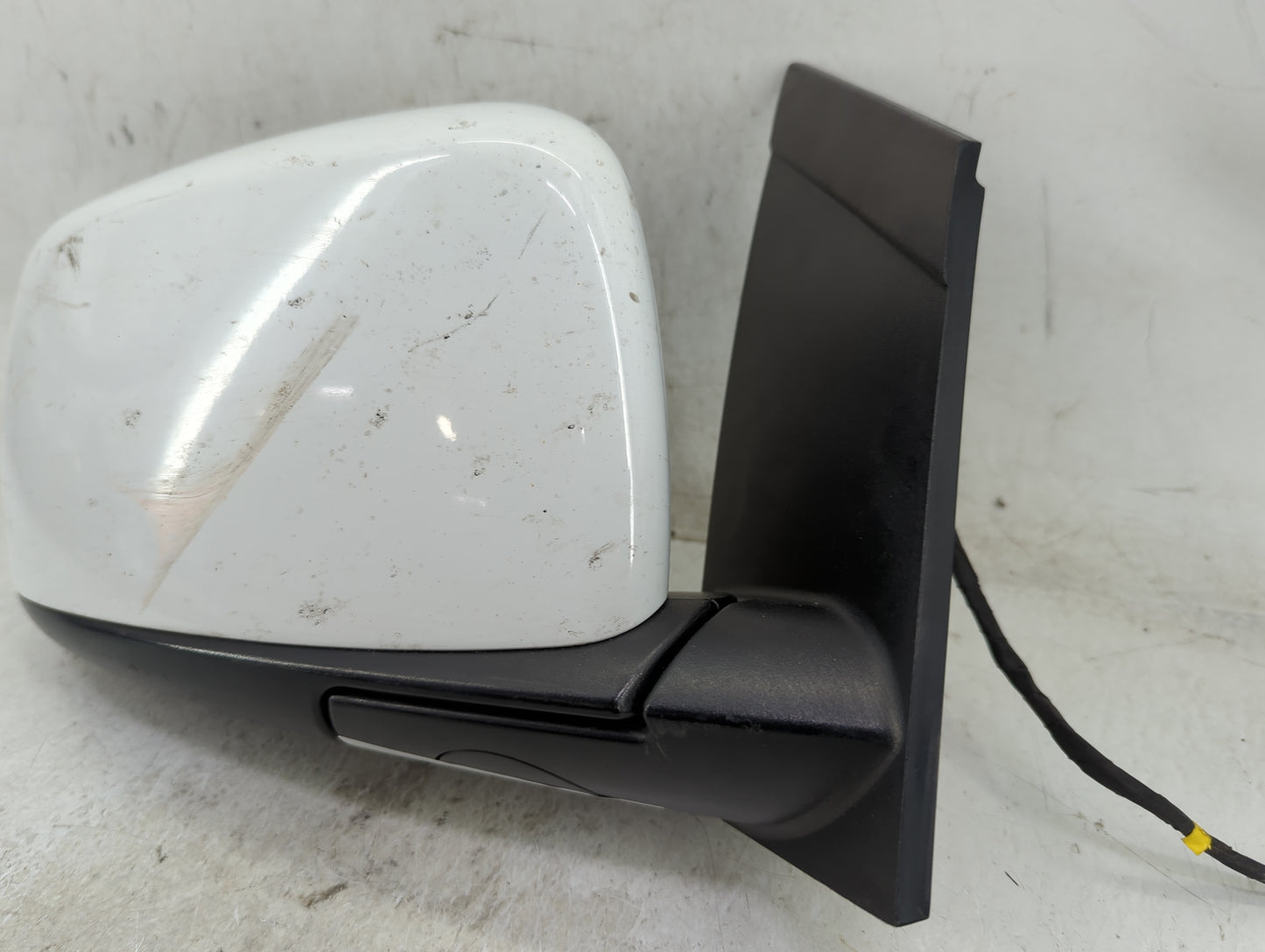 2011-2020 Dodge Grand Caravan Passenger Side View Mirror - Right Door Mirror OEM Used - Oemusedautoparts1.com