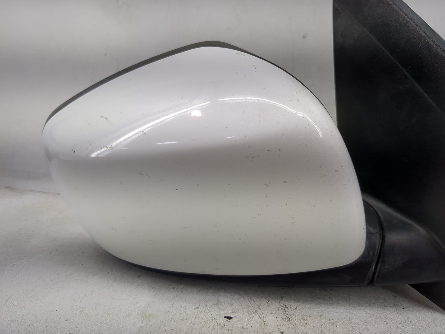 2011-2020 Dodge Grand Caravan Passenger Side View Mirror - Right Door Mirror OEM Used - Oemusedautoparts1.com