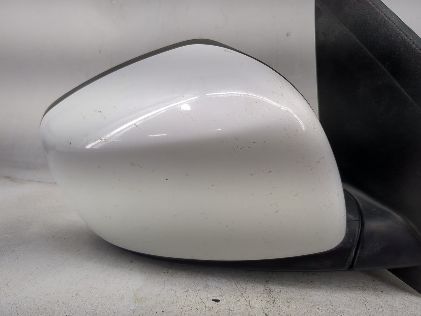 2011-2020 Dodge Grand Caravan Passenger Side View Mirror - Right Door Mirror OEM Used - Oemusedautoparts1.com