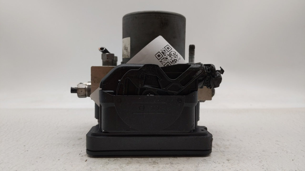 2015-2018 Dodge Grand Caravan ABS Pump Control Module Replacement P/N:P68183803AC 68183803AC Fits Fits 2015 2016 2017 2018 O