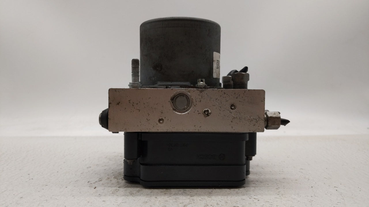 2015-2018 Dodge Grand Caravan ABS Pump Control Module Replacement P/N:P68183803AC 68183803AC Fits Fits 2015 2016 2017 2018 O