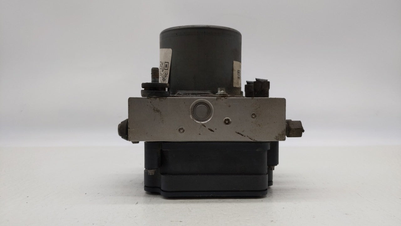 2015-2018 Dodge Grand Caravan ABS Pump Control Module Replacement P/N:P68183803AC 68183803AC Fits Fits 2015 2016 2017 2018 O