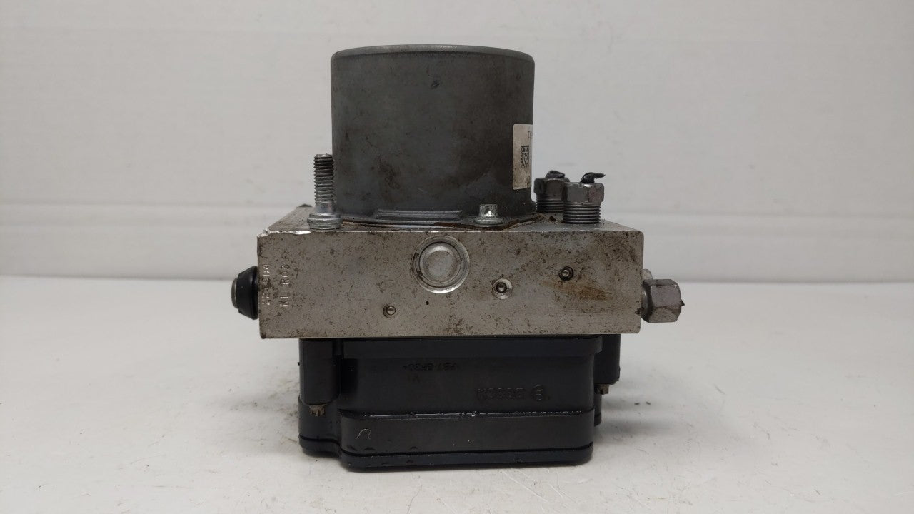 2015-2018 Dodge Grand Caravan ABS Pump Control Module Replacement P/N:P68183803AC 68183803AC Fits Fits 2015 2016 2017 2018 O