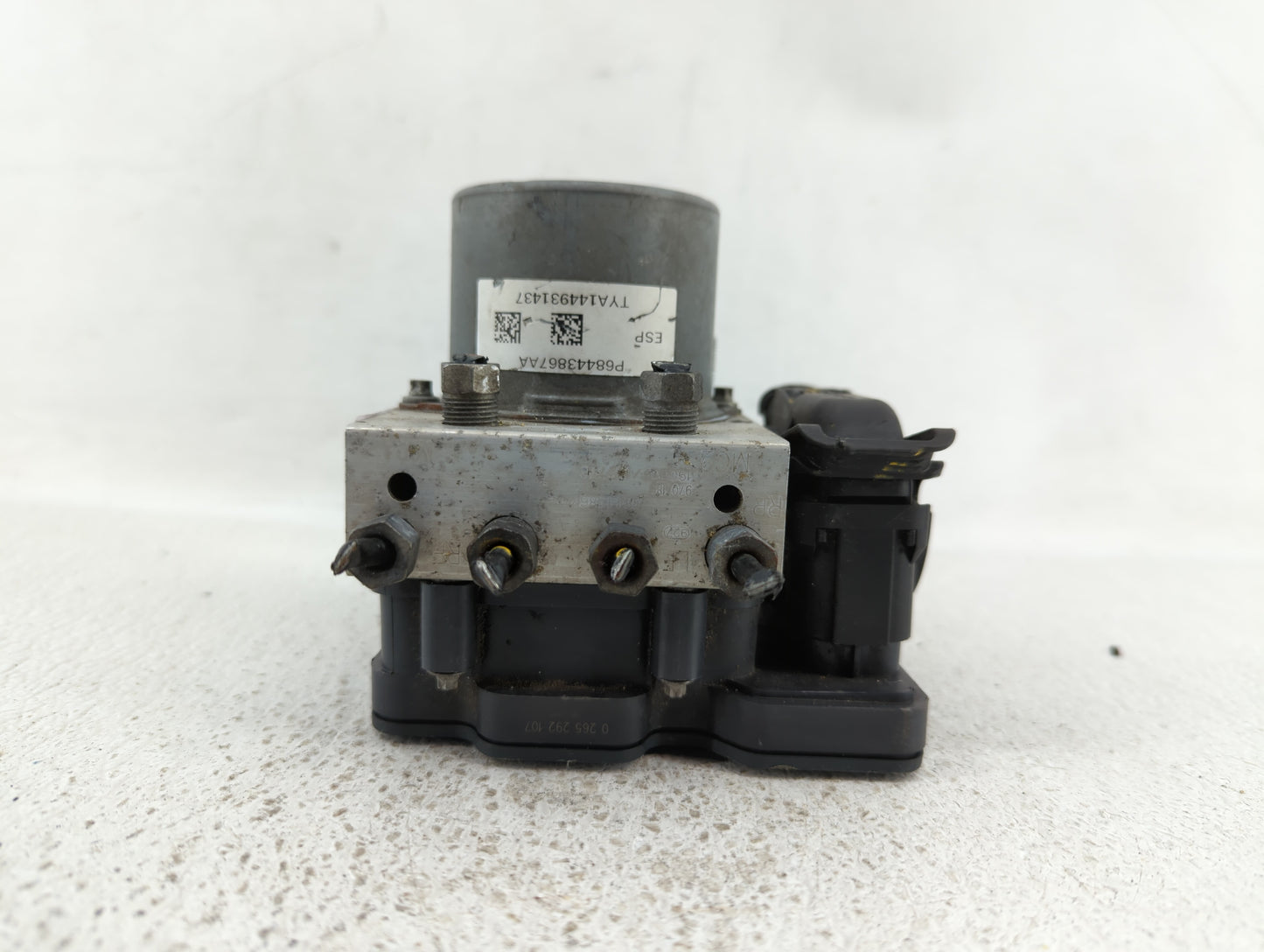 2015-2018 Dodge Grand Caravan ABS Pump Control Module Replacement P/N:68183803AC P68183803AC Fits Fits 2015 2016 2017 2018 O