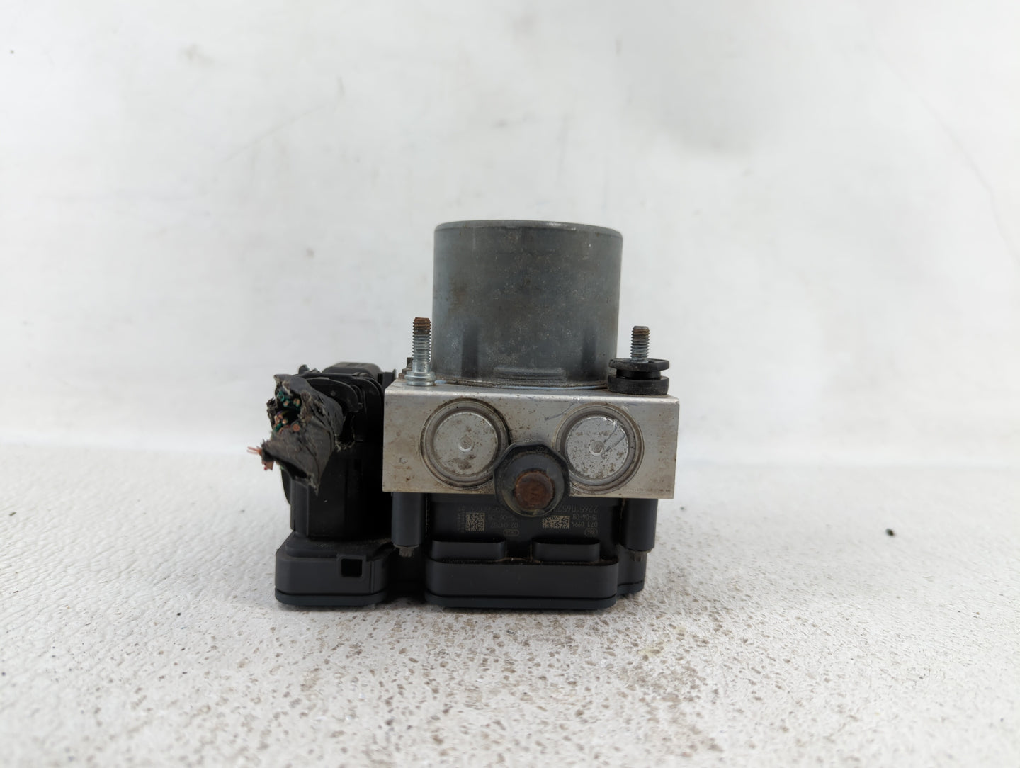 2015-2018 Dodge Grand Caravan ABS Pump Control Module Replacement P/N:68183803AC P68183803AC Fits Fits 2015 2016 2017 2018 O