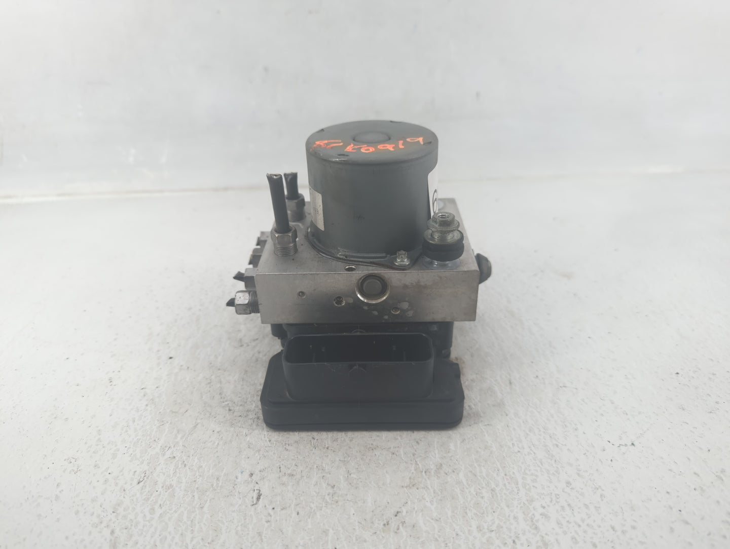 2015-2020 Dodge Grand Caravan ABS Pump Control Module Replacement P/N:P68443867AA Fits Fits 2015 2016 2017 2018 2019 2020 OE