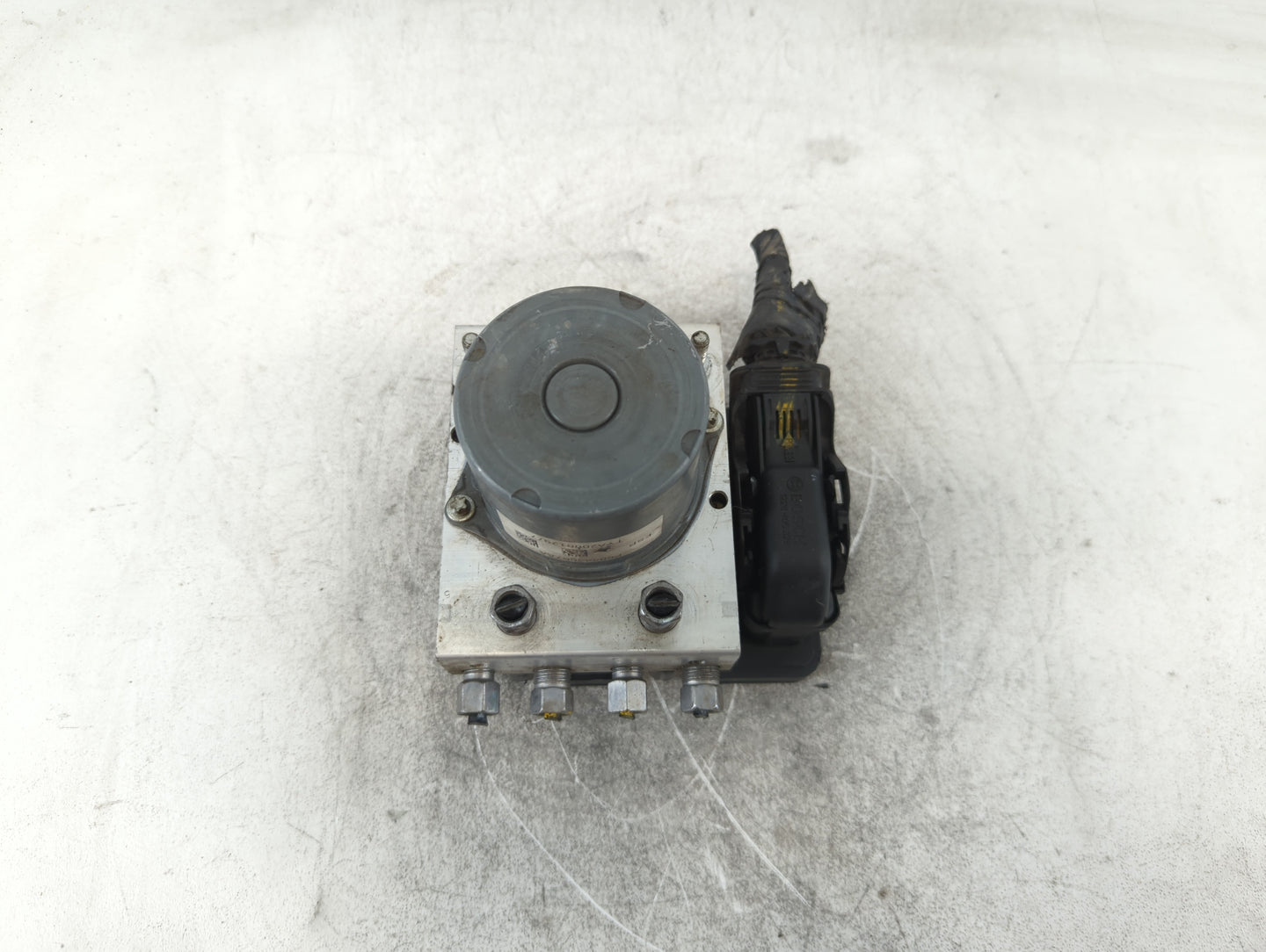 2015-2020 Dodge Grand Caravan ABS Pump Control Module Replacement P/N:P68443867AA Fits Fits 2015 2016 2017 2018 2019 2020 OE