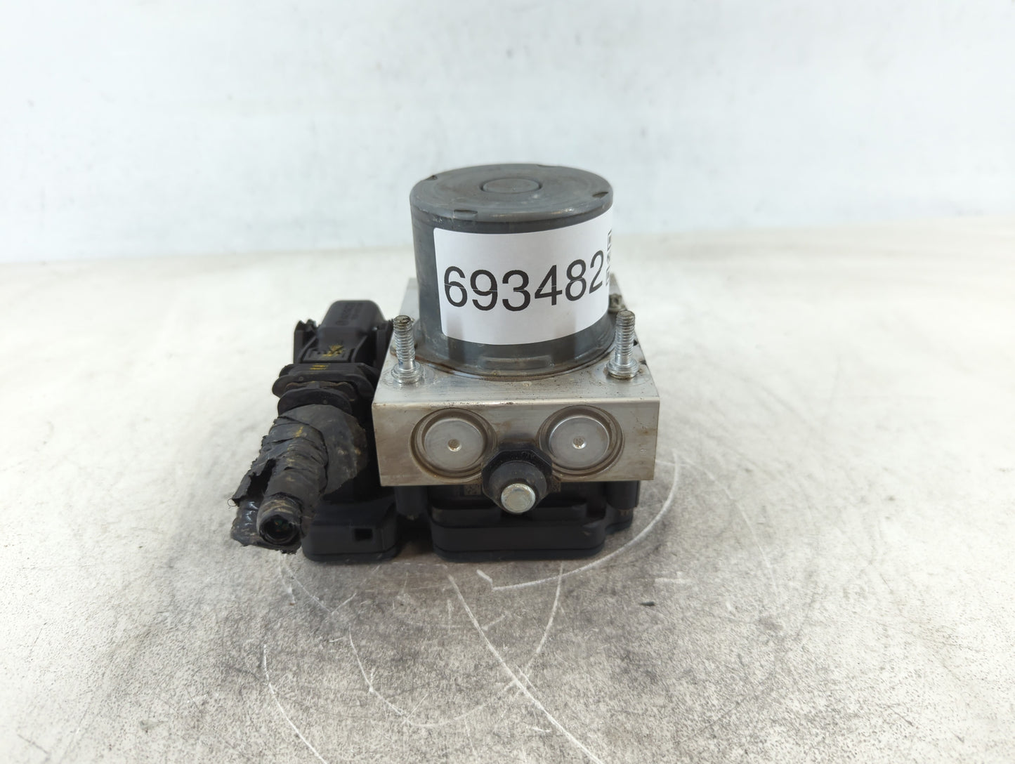 2015-2020 Dodge Grand Caravan ABS Pump Control Module Replacement P/N:P68443867AA Fits Fits 2015 2016 2017 2018 2019 2020 OE