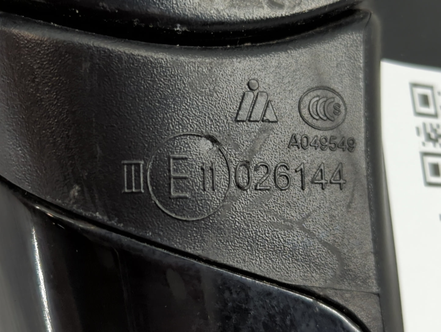 2019 Dodge Journey Side Mirror Replacement Passenger Right View Door Mirror P/N:E11026144 Fits OEM Used Auto Parts - Oemused