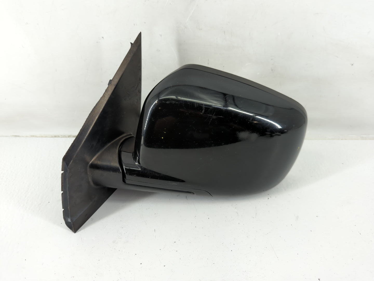 2019 Dodge Journey Driver Side View Mirror - Left Door Mirror OEM Used - Oemusedautoparts1.com