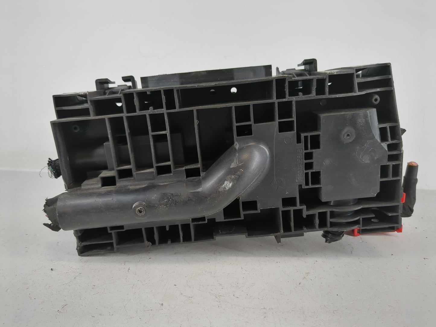 2012-2019 Dodge Journey Fusebox Fuse Box Relay Module Tipm 68143314af - Oemusedautoparts1.com