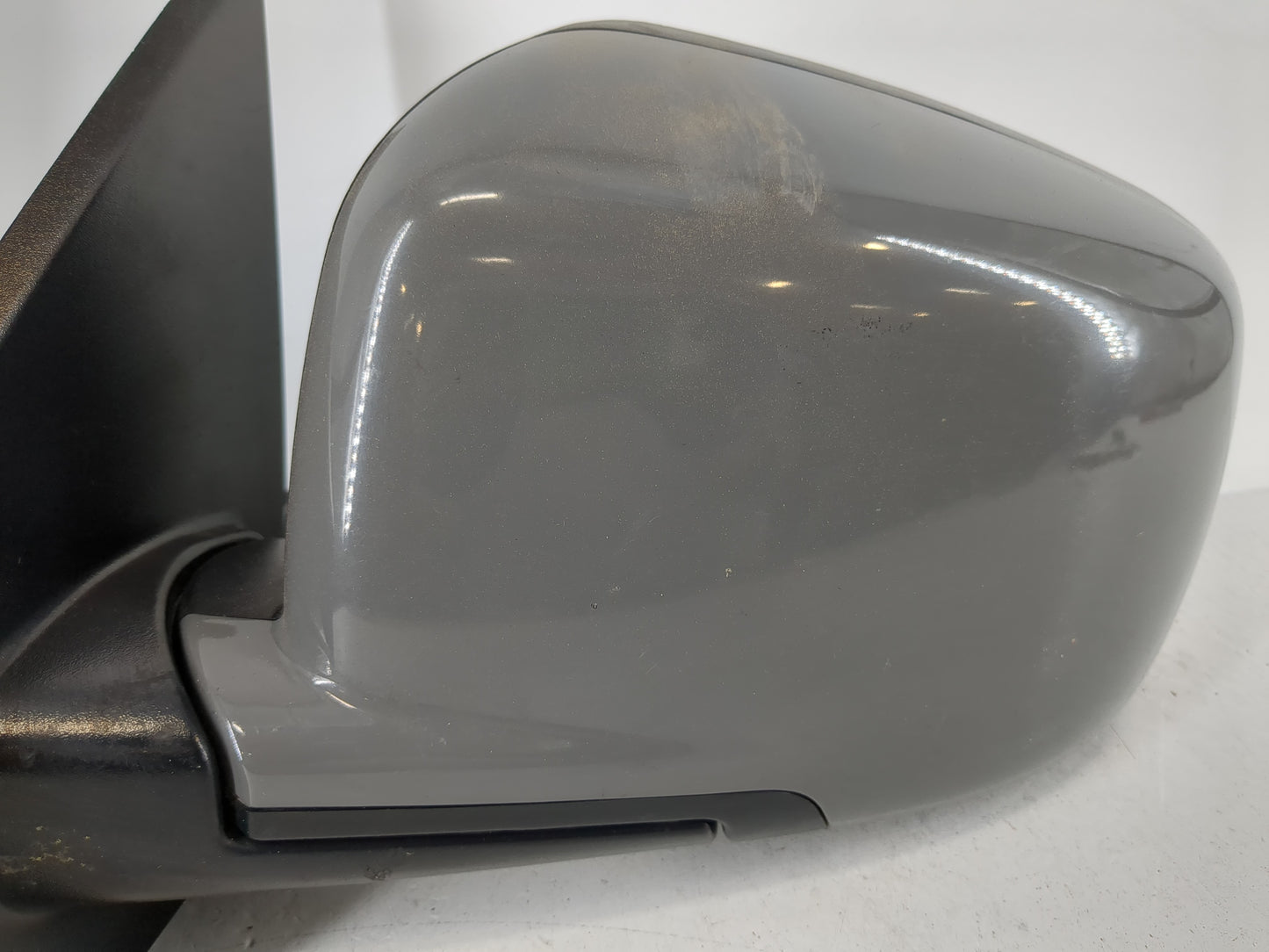 2019 Dodge Journey Driver Side View Mirror - Left Door Mirror OEM Used - Oemusedautoparts1.com