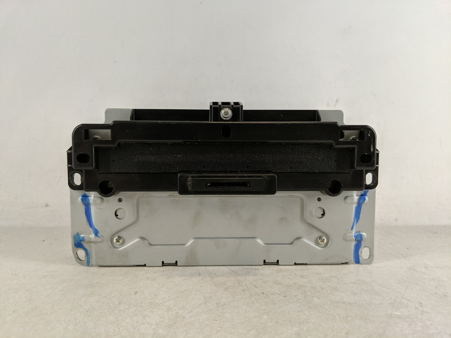 2018-2020 Dodge Journey Radio AM FM Cd Player Receiver Replacement P/N:P68342287AC Fits Fits 2018 2019 2020 OEM Used Auto Pa