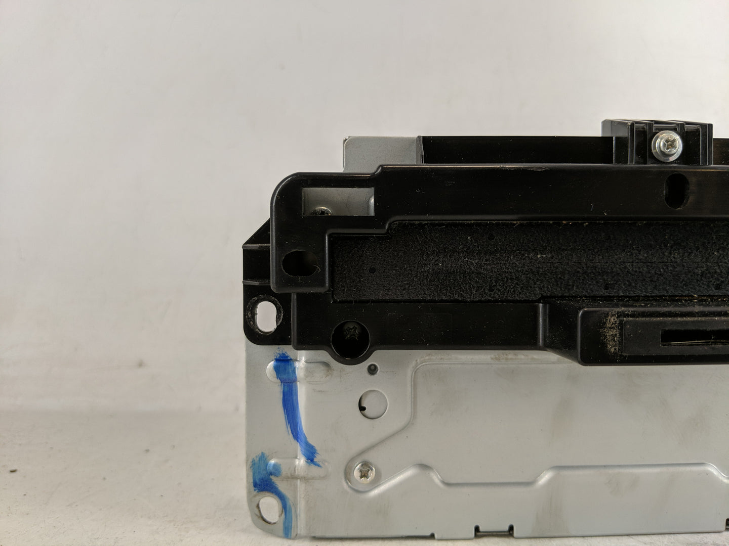 2018-2020 Dodge Journey Radio AM FM Cd Player Receiver Replacement P/N:P68342287AC Fits Fits 2018 2019 2020 OEM Used Auto Pa