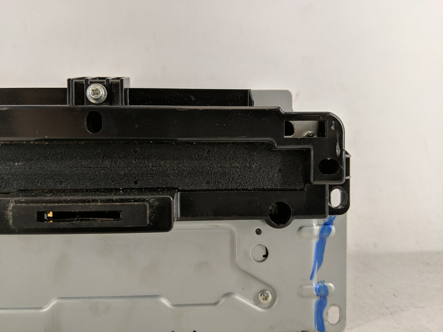 2018-2020 Dodge Journey Radio AM FM Cd Player Receiver Replacement P/N:P68342287AC Fits Fits 2018 2019 2020 OEM Used Auto Pa