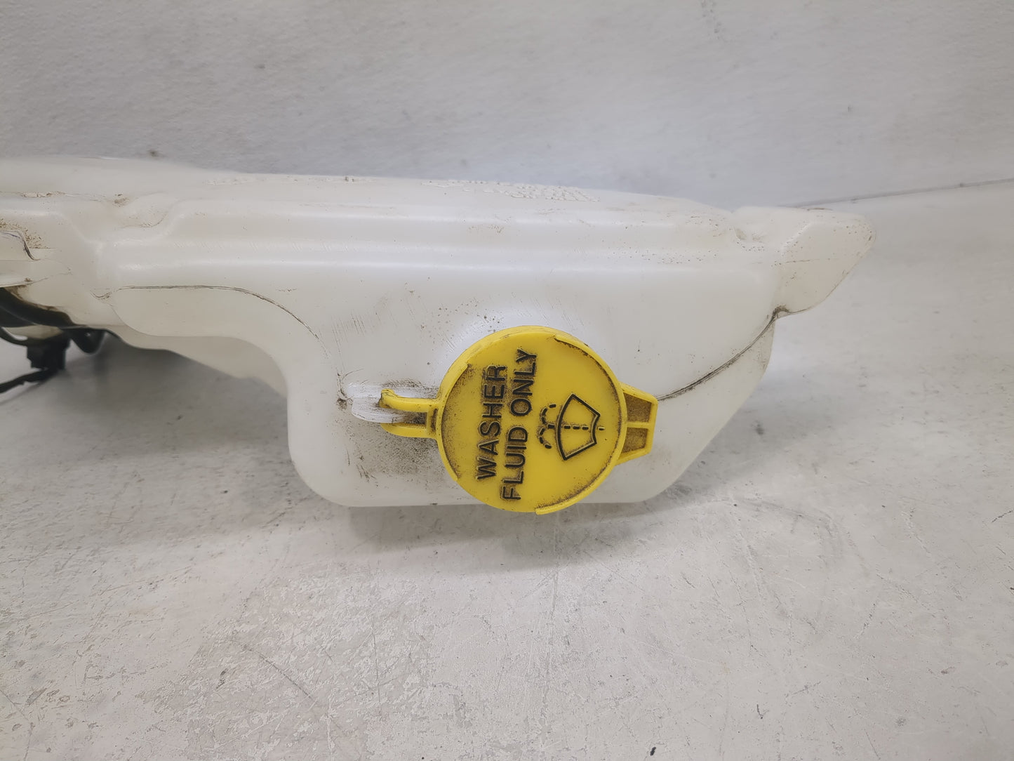 2019 Dodge Journey Windshield Washer Fluid Reservoir Bottle Oem - Oemusedautoparts1.com