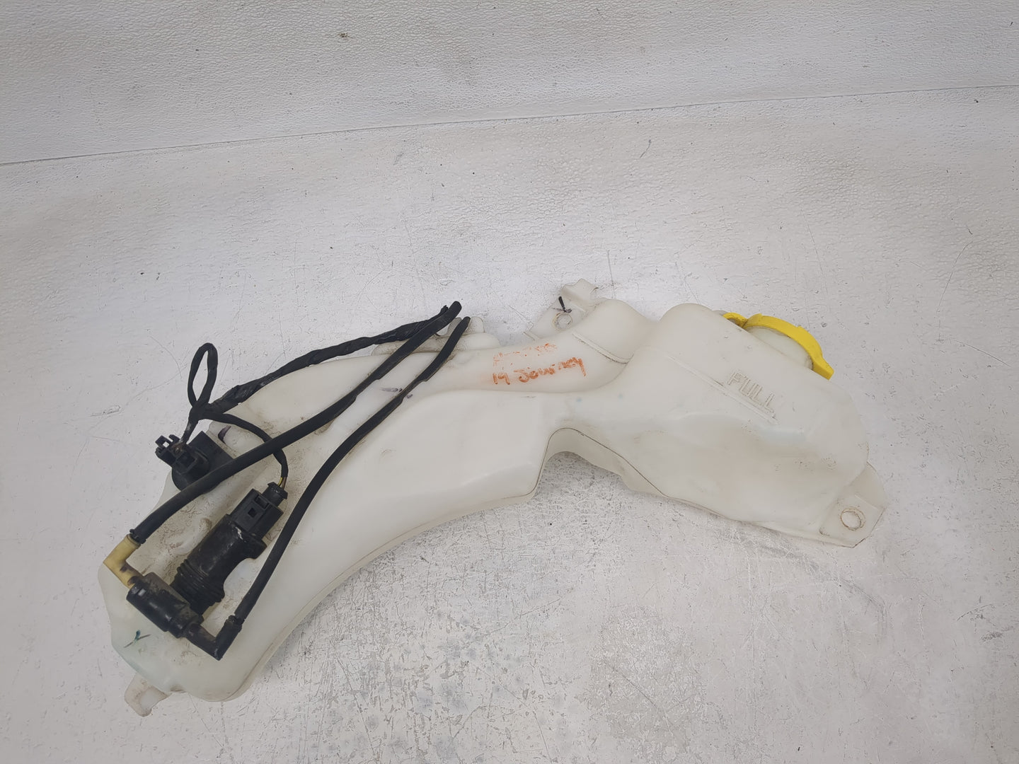 2019 Dodge Journey Windshield Washer Fluid Reservoir Bottle Oem - Oemusedautoparts1.com