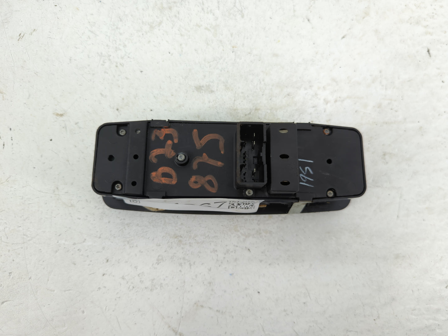 2011-2019 Dodge Journey Master Power Window Switch Replacement Driver Side Left P/N:10095569 68139805AD Fits OEM Used Auto P