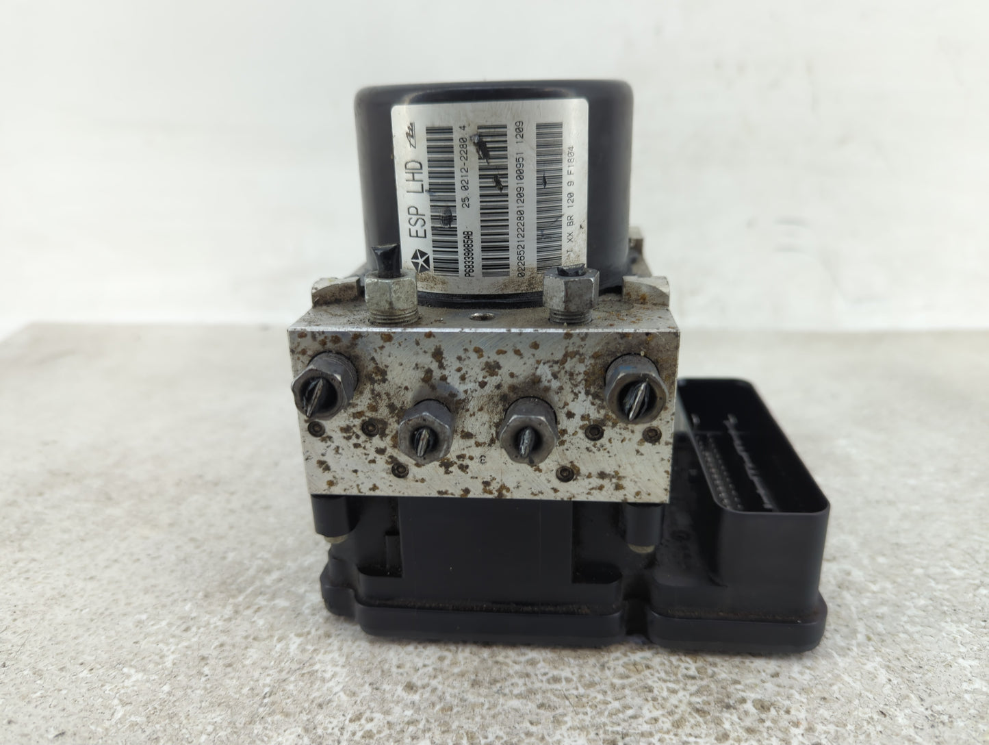 2019 Dodge Journey ABS Pump Control Module Replacement P/N:P68339085AB Fits OEM Used Auto Parts - Oemusedautoparts1.com