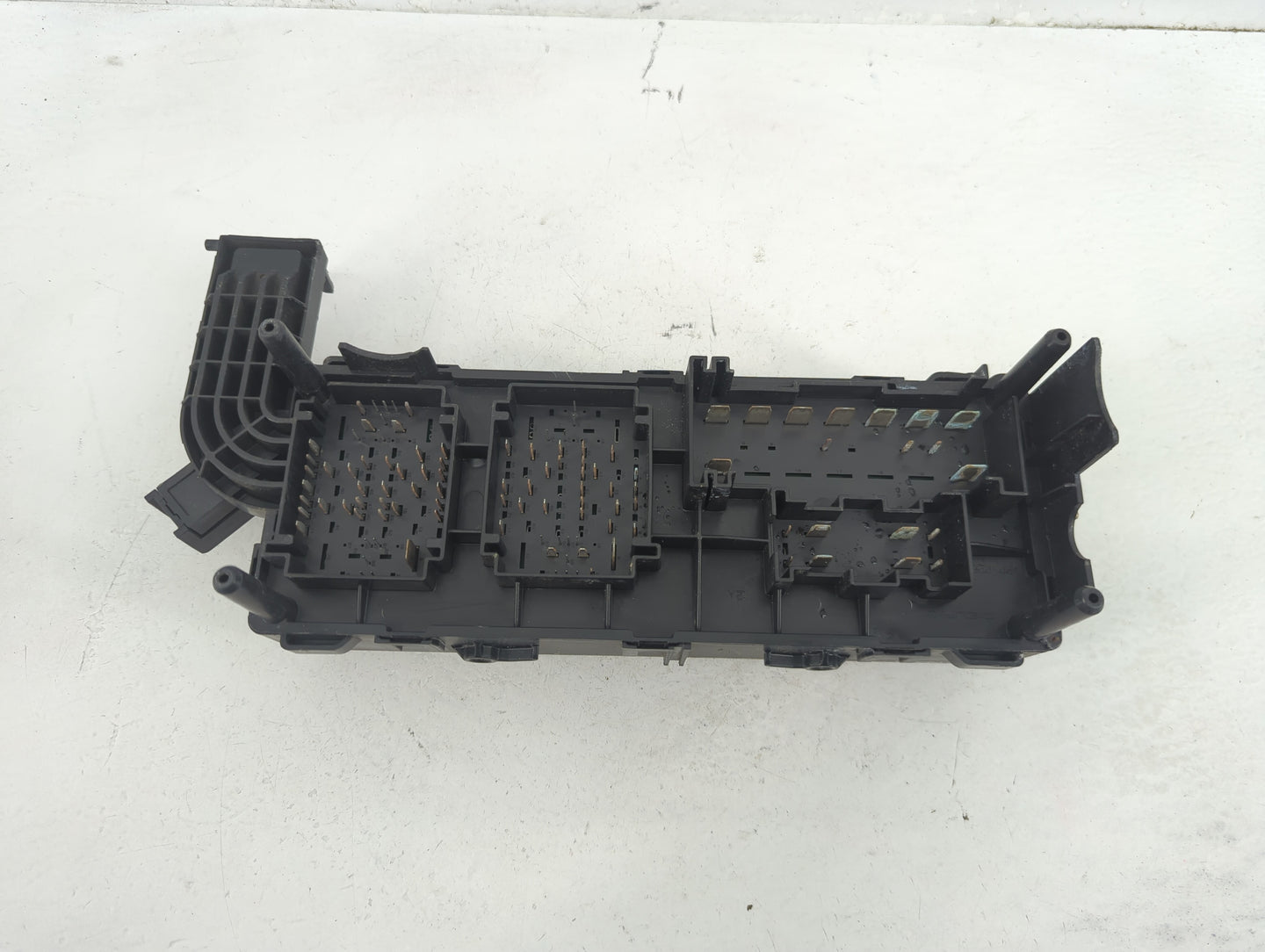 2019 Dodge Journey Fusebox Fuse Box Panel Relay Module P/N:68143314AF Fits OEM Used Auto Parts - Oemusedautoparts1.com