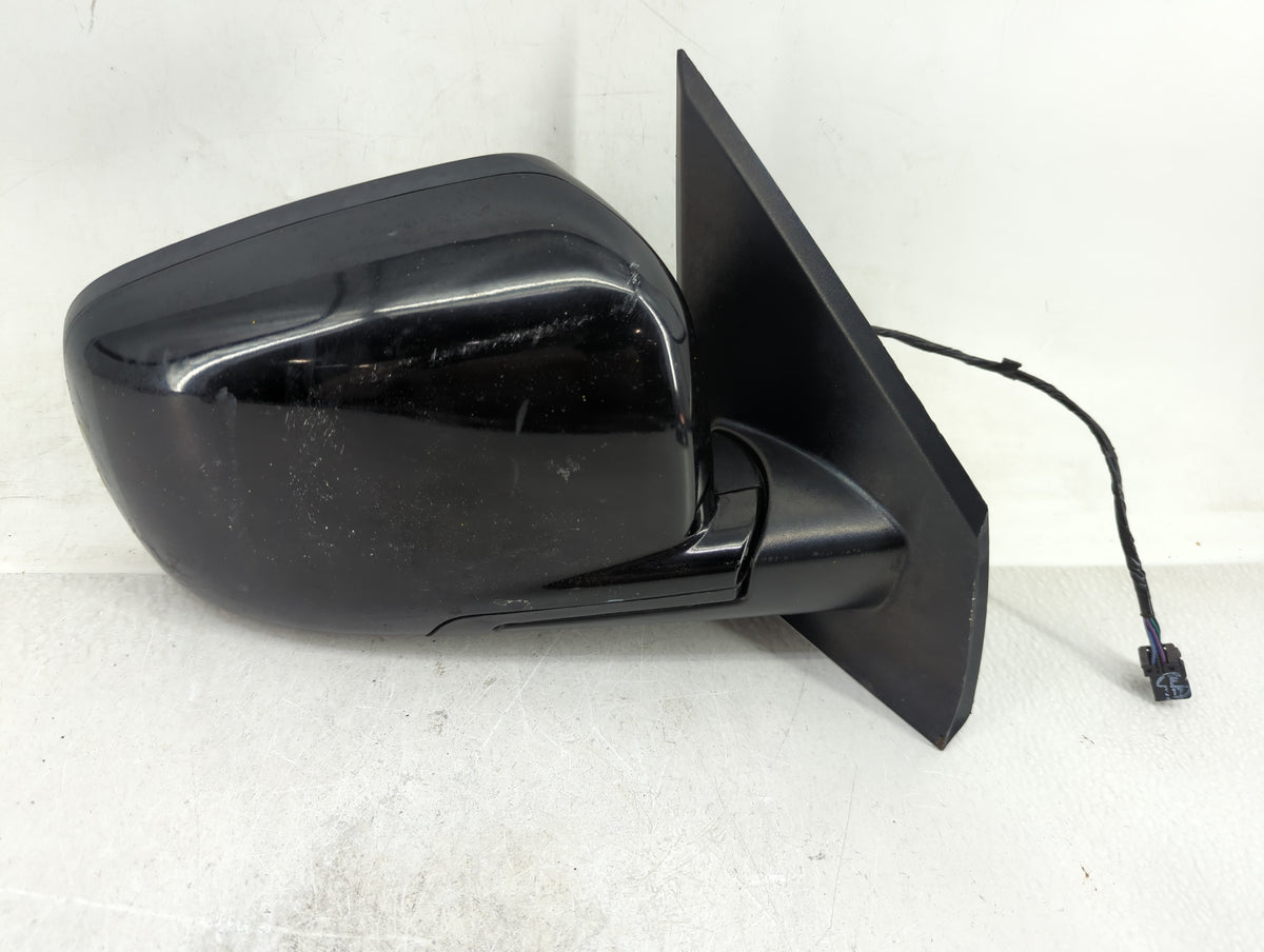 2016-2017 Dodge Journey Passenger Side View Mirror - Right Door Mirror OEM Used - Oemusedautoparts1.com
