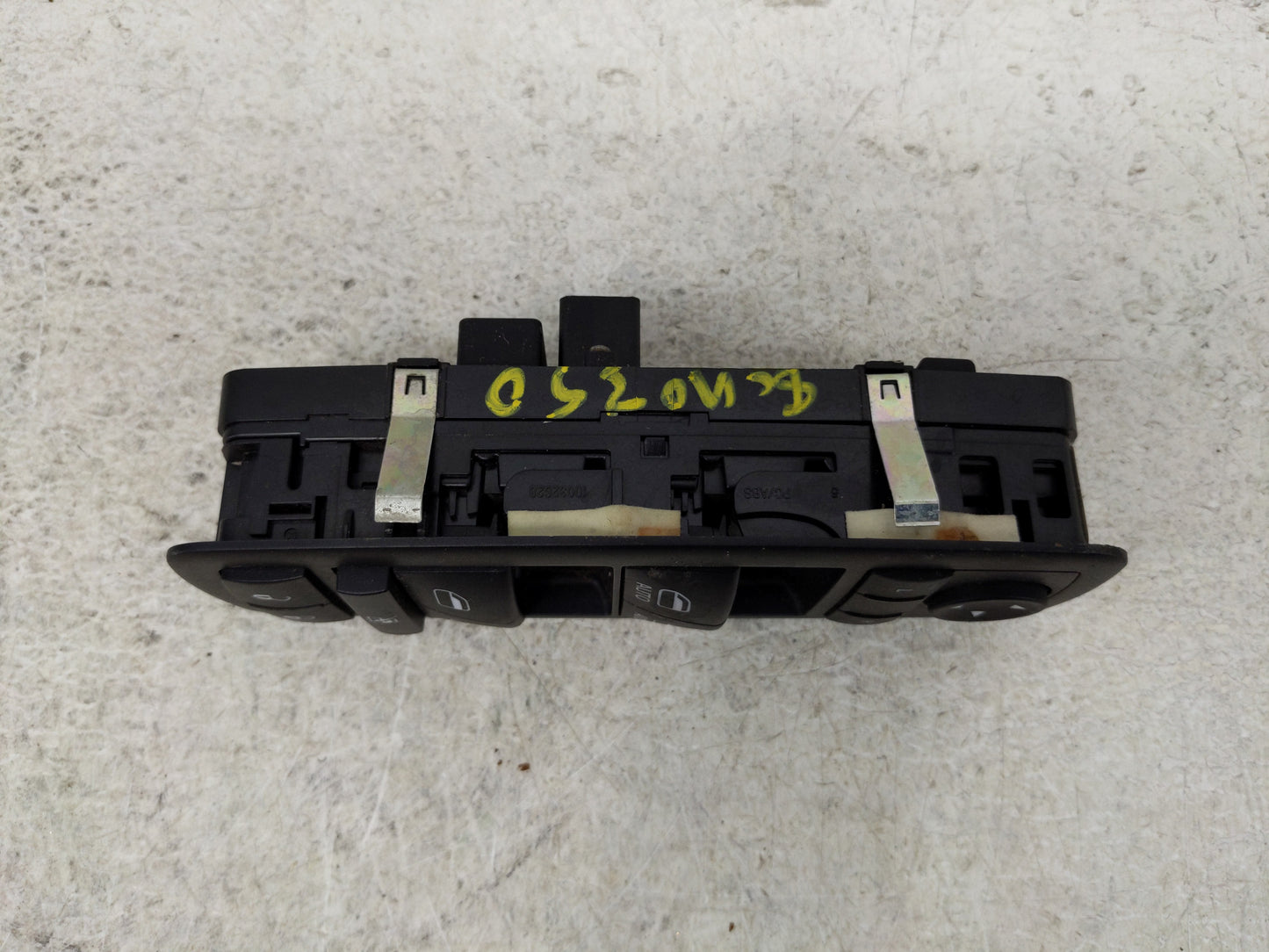 2011-2019 Dodge Journey Master Power Window Switch Replacement Driver Side Left P/N:68139805AB Fits OEM Used Auto Parts - Oe
