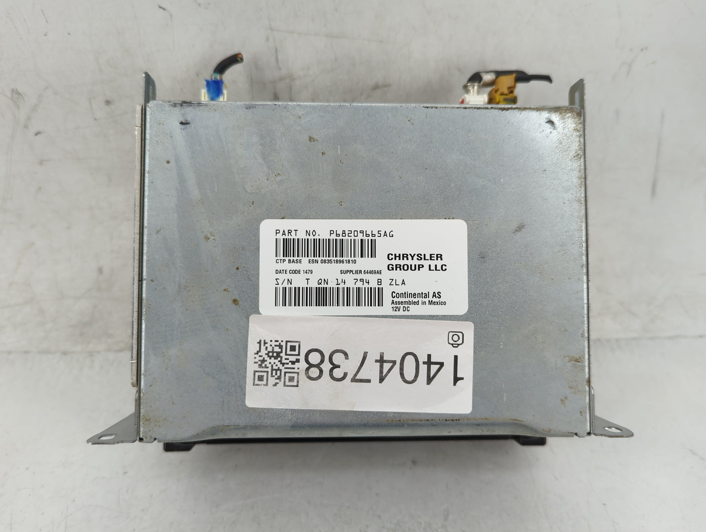 2018-2020 Dodge Journey Radio AM FM Cd Player Receiver Replacement P/N:P68209665AG Fits Fits 2018 2019 2020 OEM Used Auto Pa