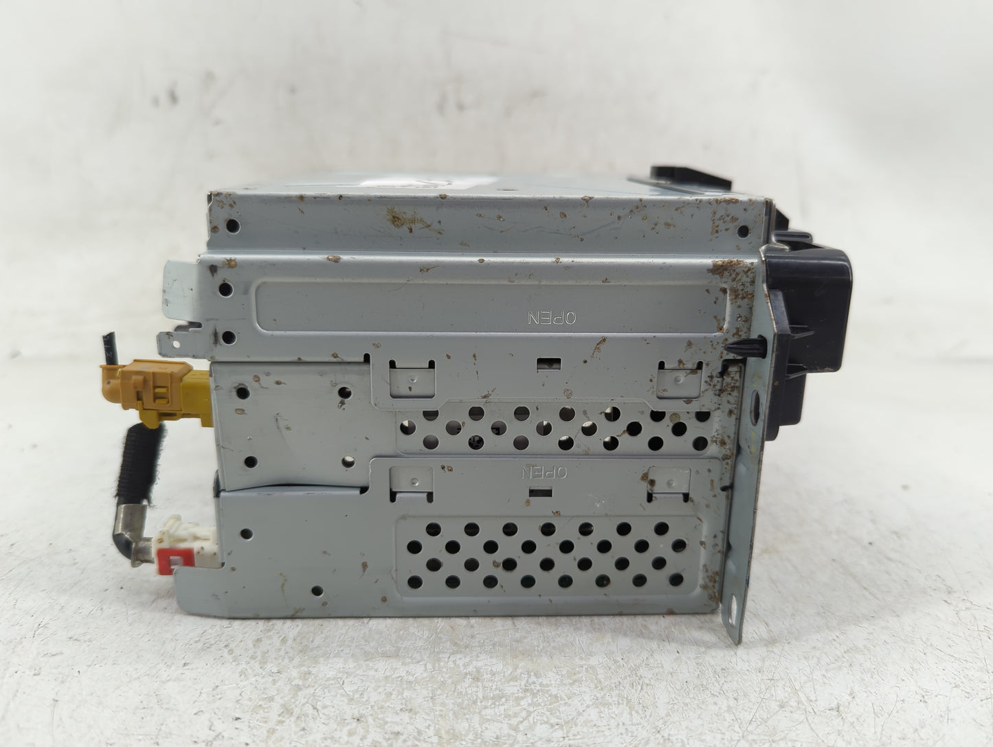 2018-2020 Dodge Journey Radio AM FM Cd Player Receiver Replacement P/N:P68342287AC Fits Fits 2018 2019 2020 OEM Used Auto Pa