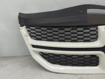 2019 Dodge Journey Front Grille Bumper Not Included