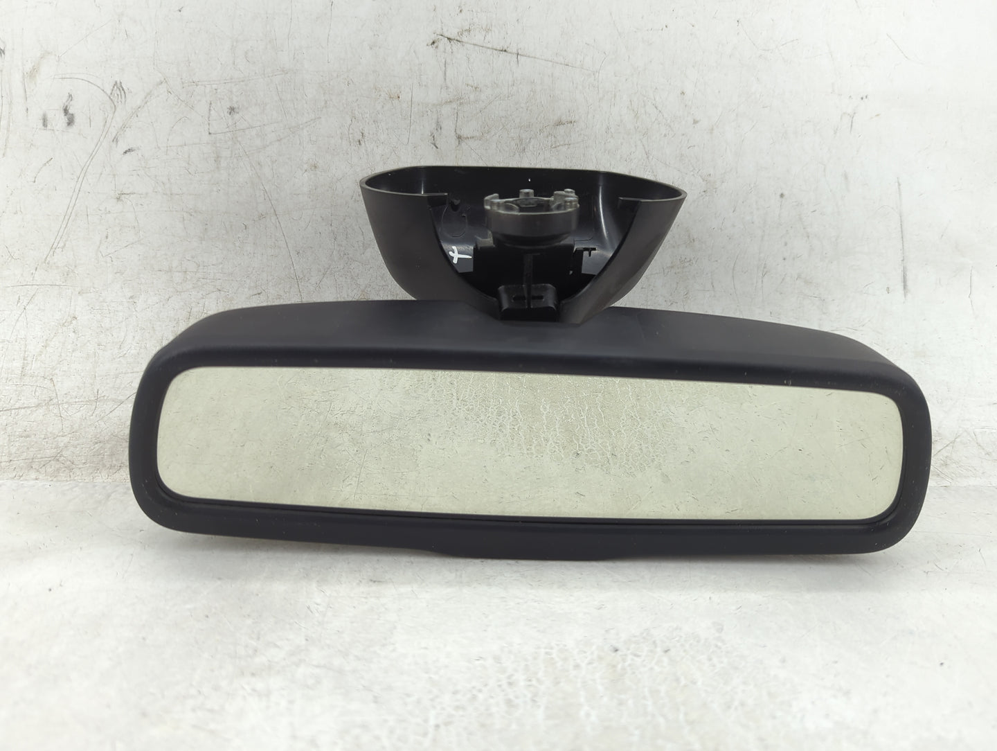 2018-2020 Dodge Journey Interior Rear View Mirror Replacement OEM P/N:A048070 Fits Fits 2018 2019 2020 OEM Used Auto Parts -