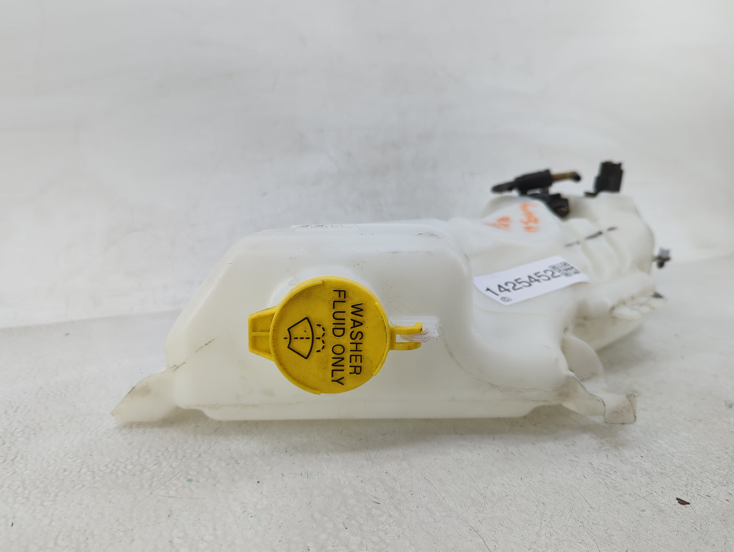 2019 Dodge Journey Windshield Washer Fluid Reservoir Bottle Oem - Oemusedautoparts1.com