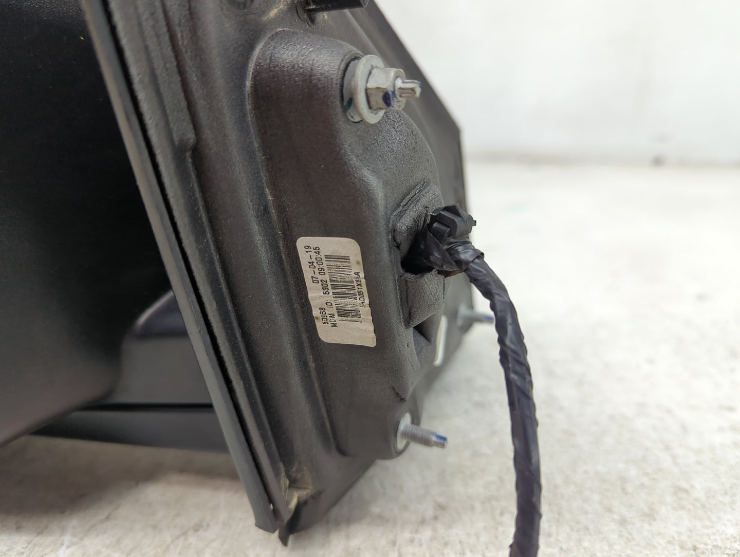 2019 Dodge Journey Driver Side View Mirror - Left Door Mirror OEM Used - Oemusedautoparts1.com